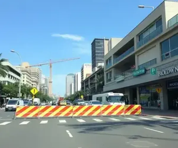 Canteiro central da Santos Dumont começa a ser construído e trecho da via próximo ao shopping será bloqueado parcialmente