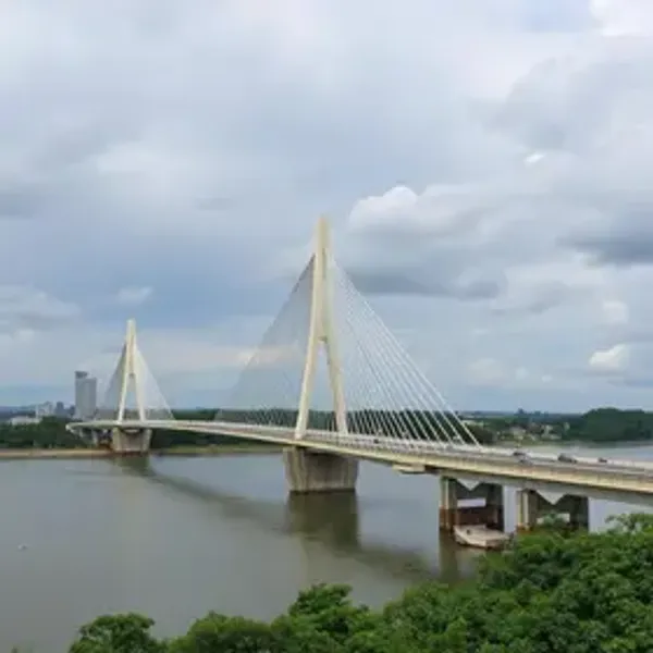 Lançamento de vigas da Ponte Anêmonas provoca alterações no trânsito em Joinville nesta quinta