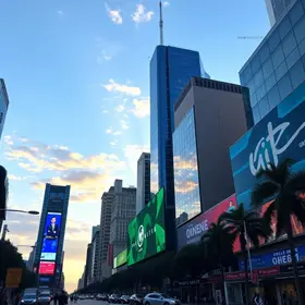 ‘Times Square’ de Balneário Camboriú ganha nova tela gigante com investimento de meio milhão em outubro