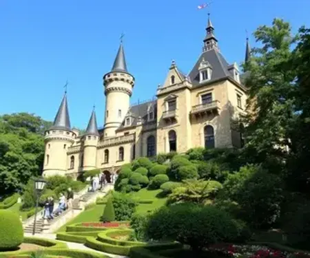 ‘Castelo’ de conto de fadas em SC esconde museu, jardins e uma história que começou em 1929