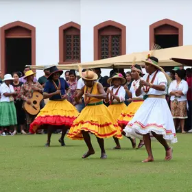 Arraiá da Casa da Cultura terá música, dança e brincadeiras típicas em Joinville