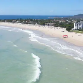 A estratégia da prefeitura para premiar mais três praias de Florianópolis com Bandeira Azul